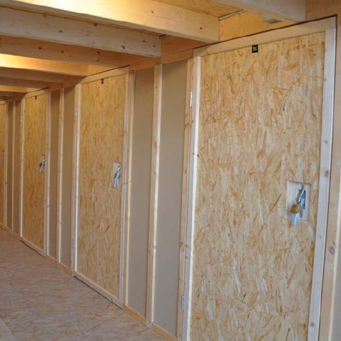 Zu mietende Boxen in Halle 1